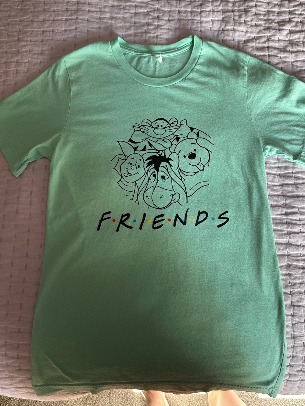 "Friends" themed Winnie the Pooh tshirt